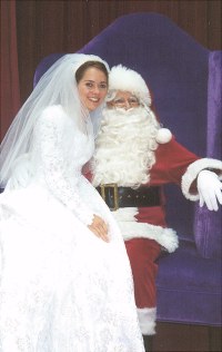 Laura shares Christmas wishes with St. Nick